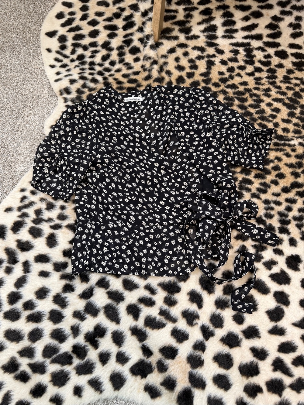 Reformation Black and White Floral Wrap Blouse Sz L